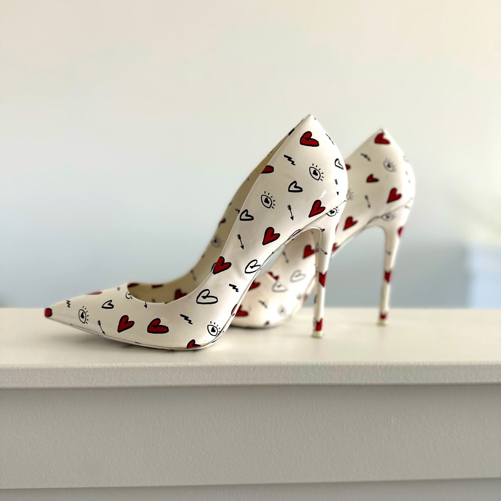 Super Cute Valentines Heart Aldo Pumps